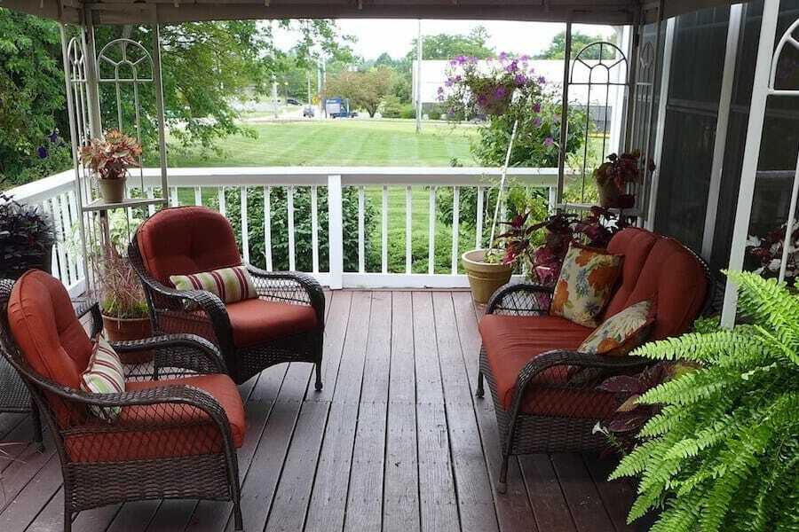 New Castle Outdoor Patio