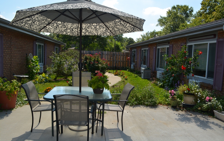 RiversideVillage Courtyard
