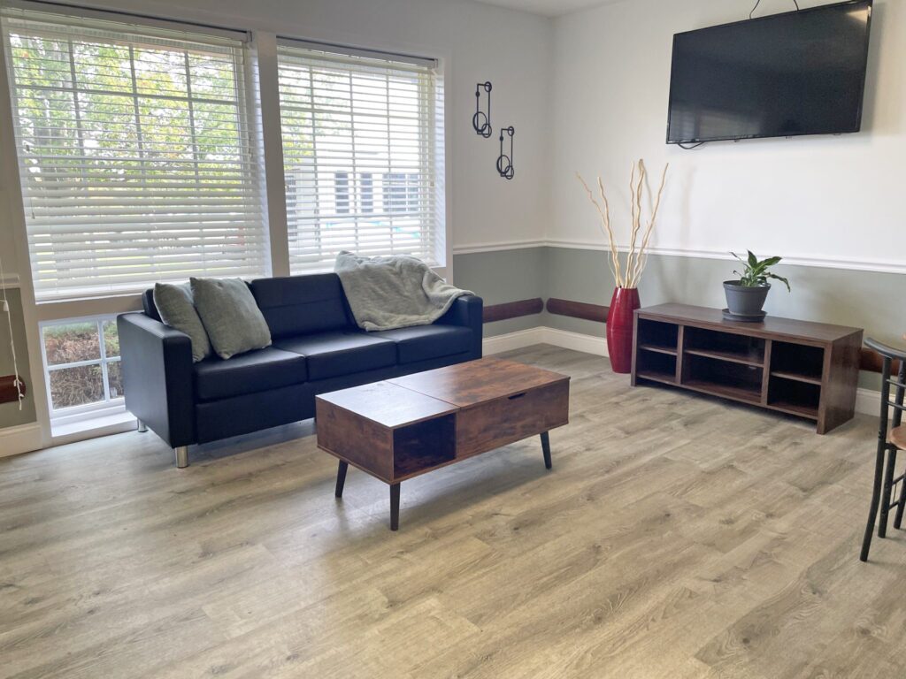 Meadow View Lounge