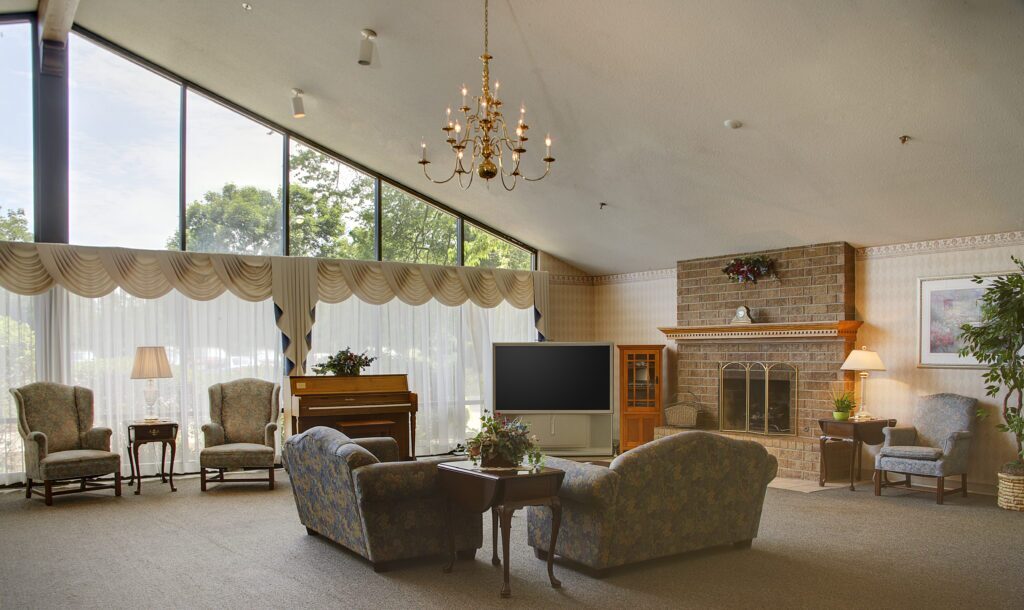 101420 Canterbury Fort Wayne Lobby HighRes