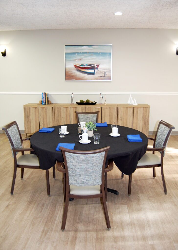 East Lake Nursing Dining