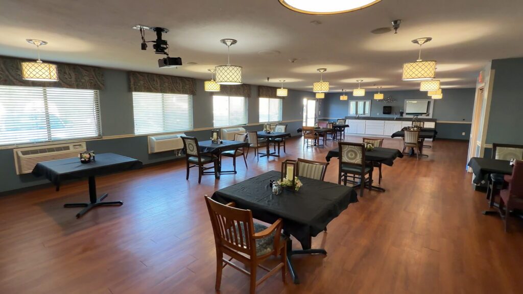 BV HC Dining 10.25