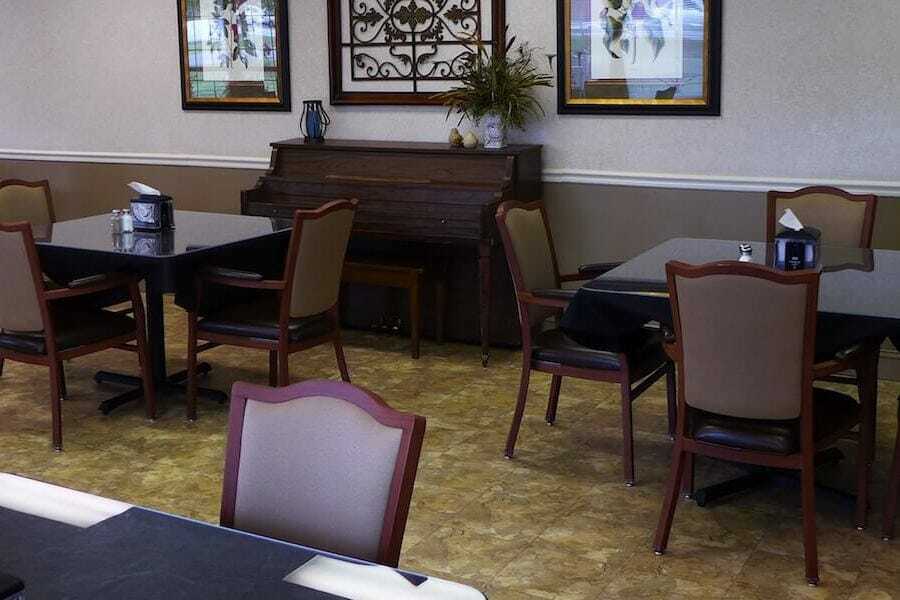 Scottsburg Dining Room And Piano