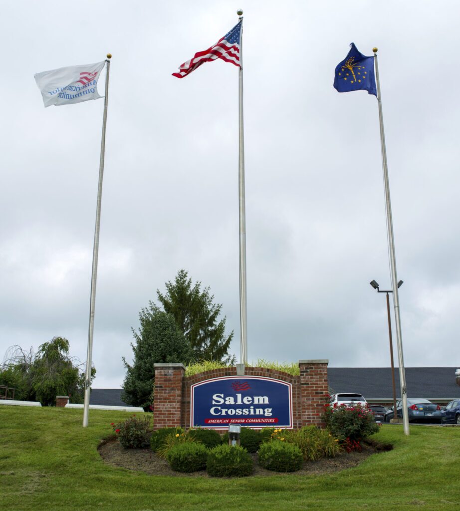 Salem Crossing Sign