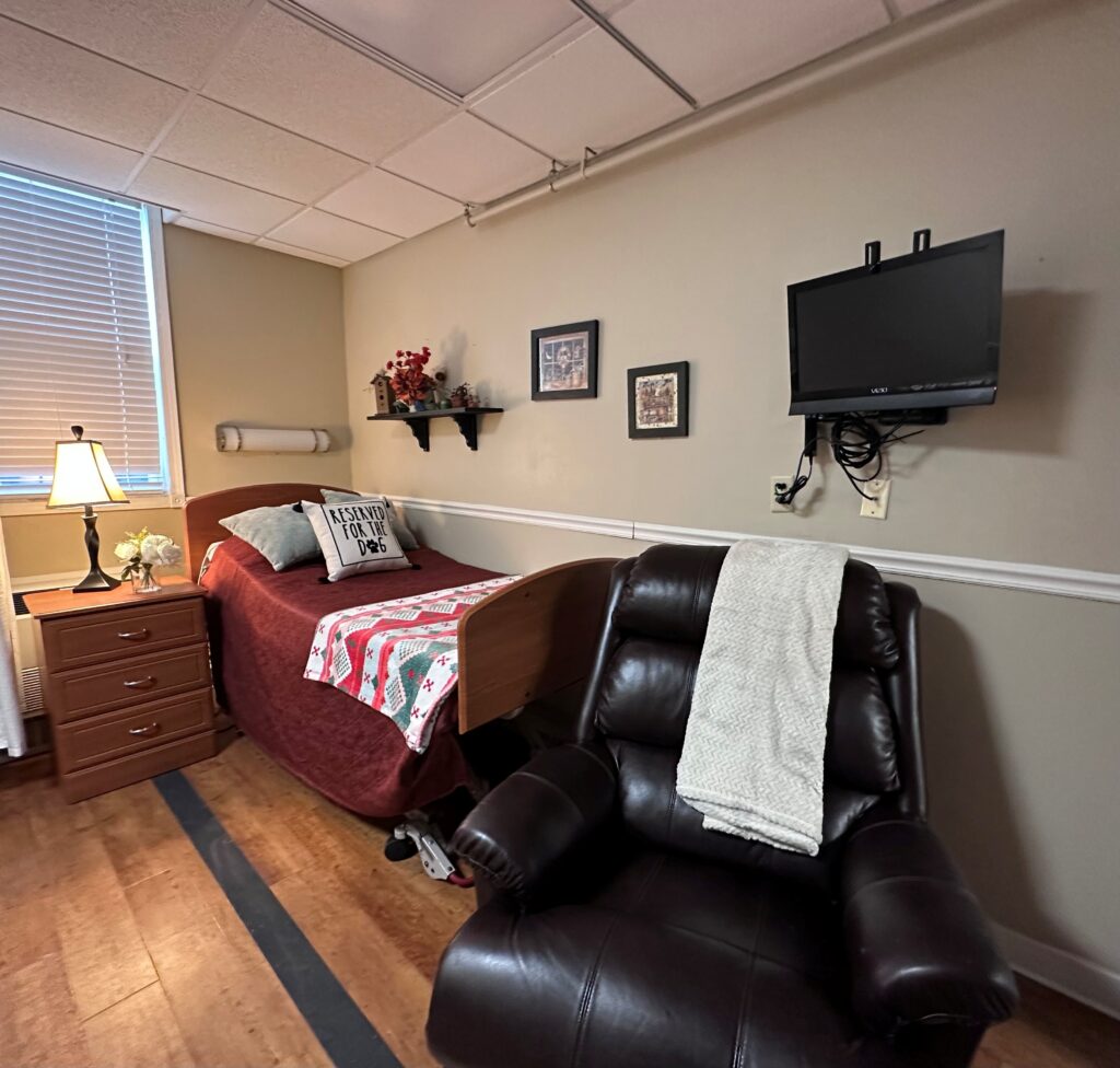 Hickory Creek at Greensburg - Personalized Room