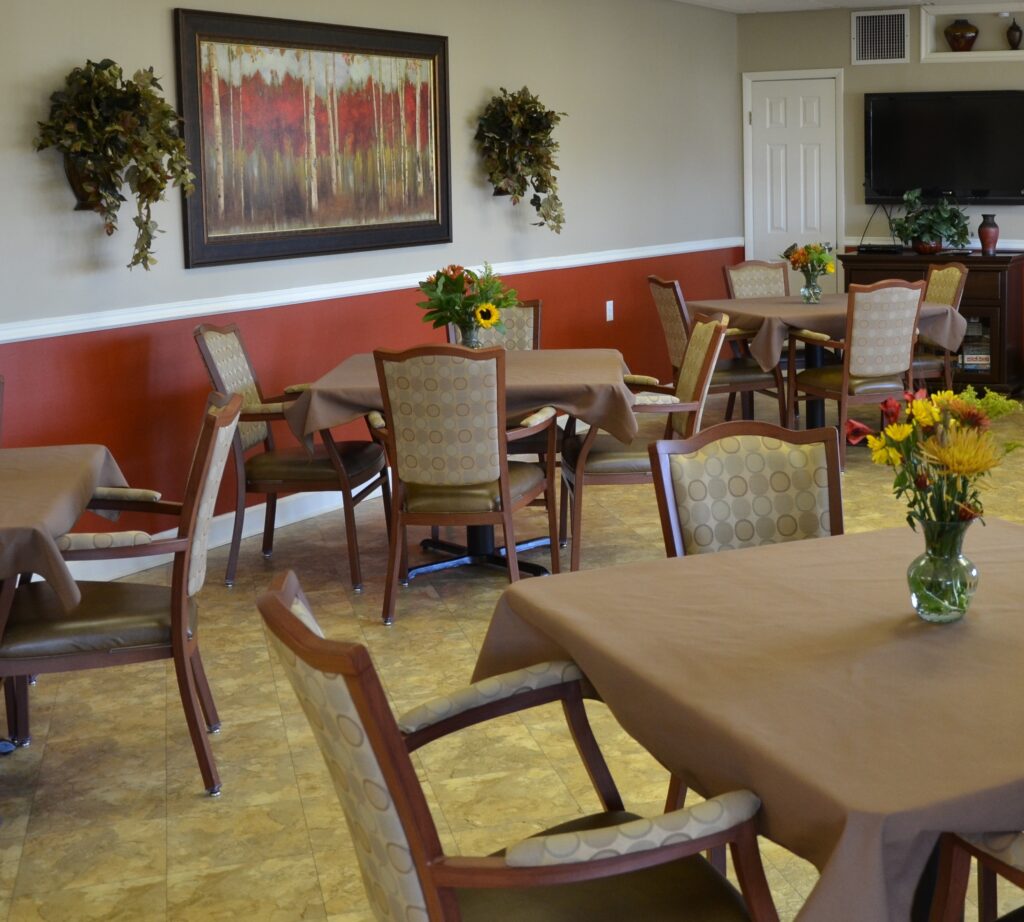 Hickory Creek at Greensburg Dining Room