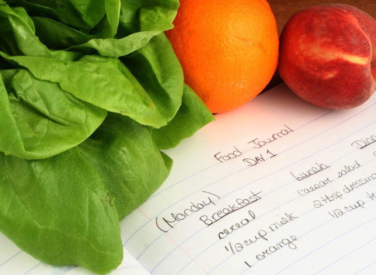 5 Reasons to Keep a Diabetes Food Journal
