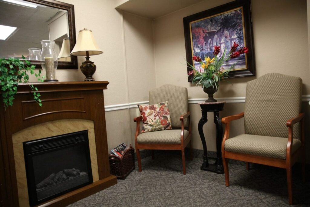 New Castle Sitting Area With Fireplace Scaled