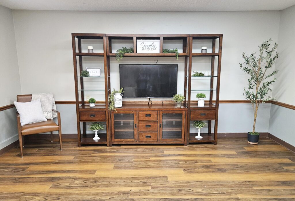 Good Samaritan Lounge