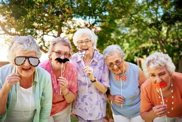 Why Should a Senior Move to an Independent Living Community?