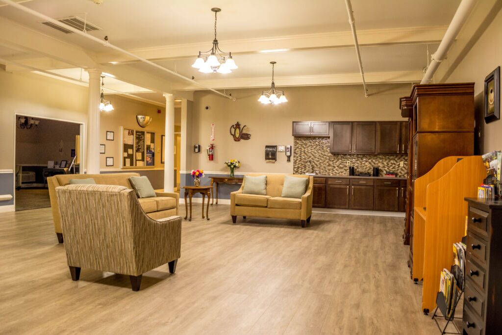 WatersEdgeVillage Lounge