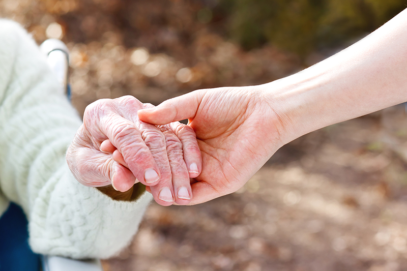 Why Working in Senior Care is So Rewarding