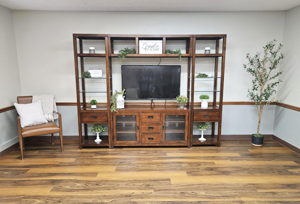 Good Samaritan Lounge